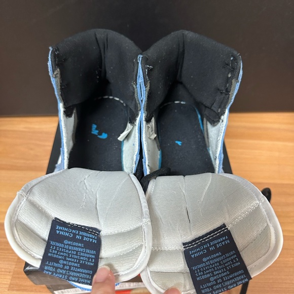 Air Jordan 1 Retro High University Blues 7 - Picture 5 of 7